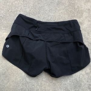 Lululemon Speed Shorts size 4 - Black